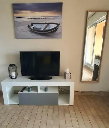 Apartment 2 Pieces, Vue Sur Le Canal, - Coeur De Sete