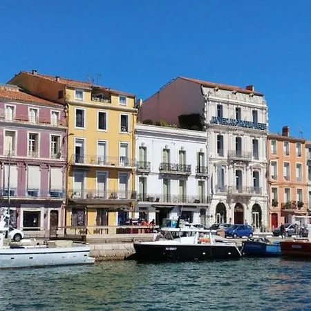 2 Pieces, Vue Sur Le Canal, - Coeur De * Sete